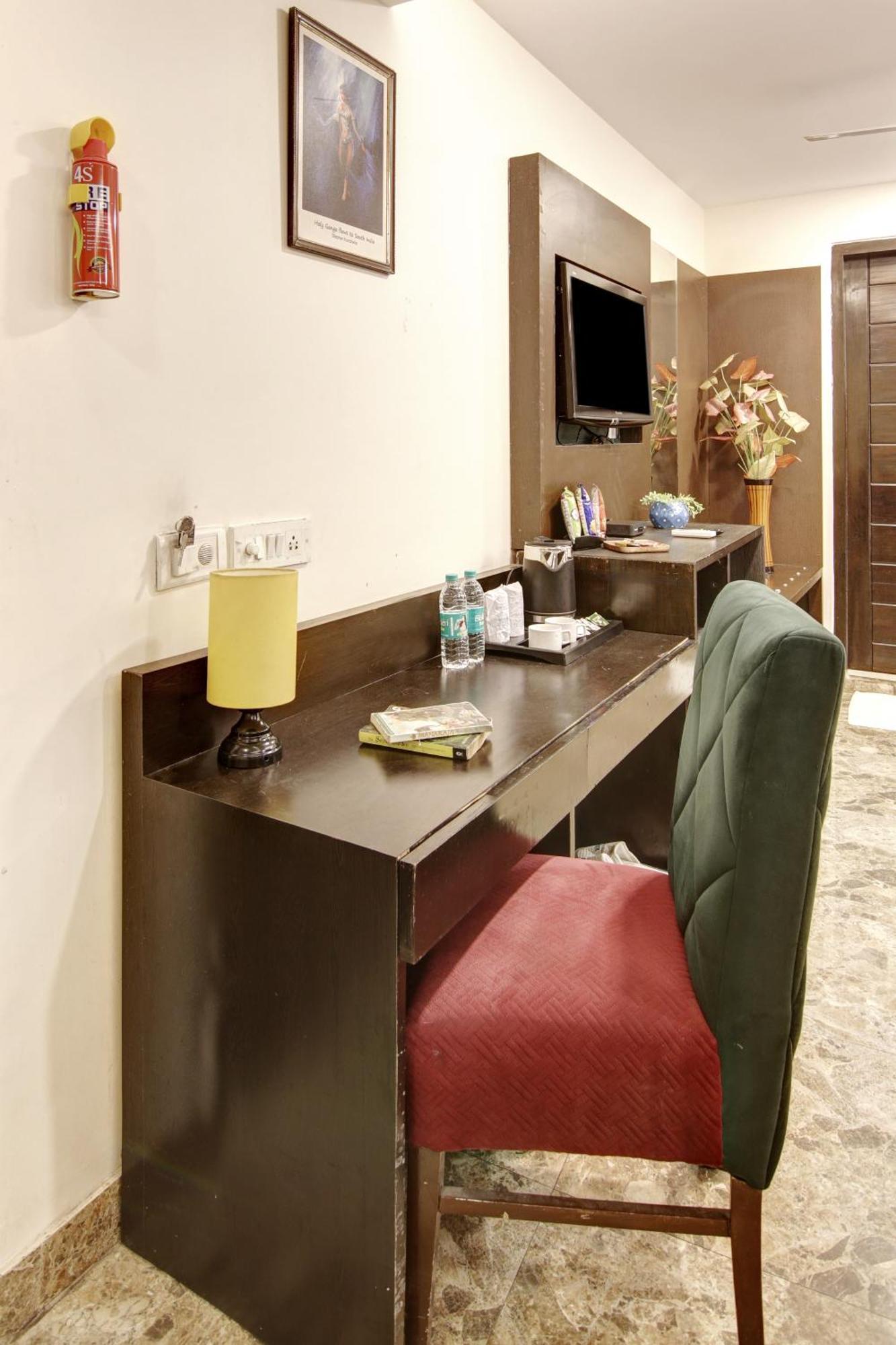 Hotel Wk Comfort - Near White Clove New Delhi Exterior photo