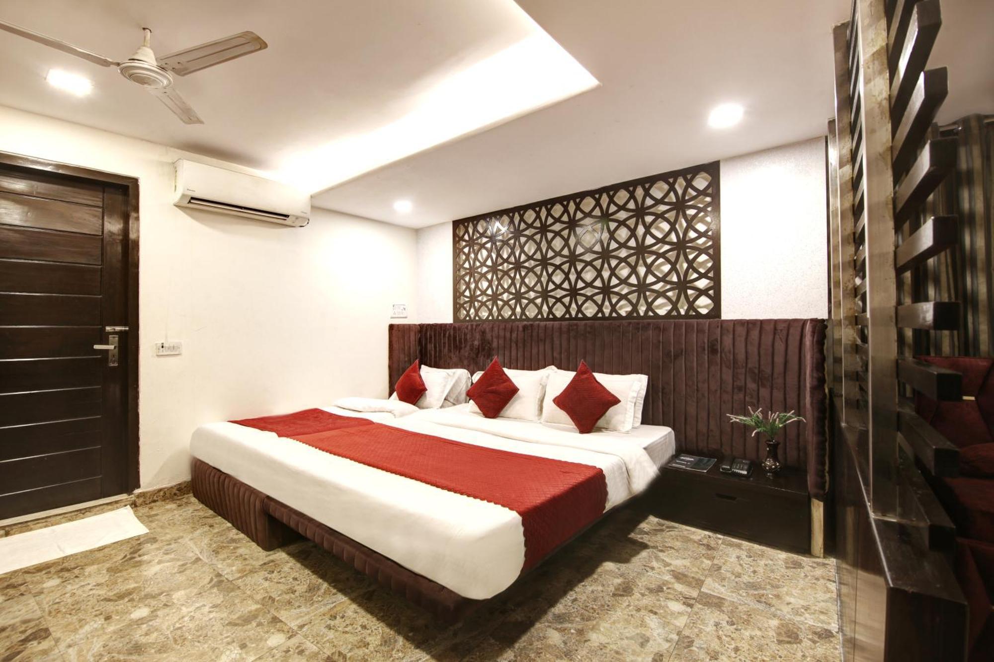 Hotel Wk Comfort - Near White Clove New Delhi Exterior photo