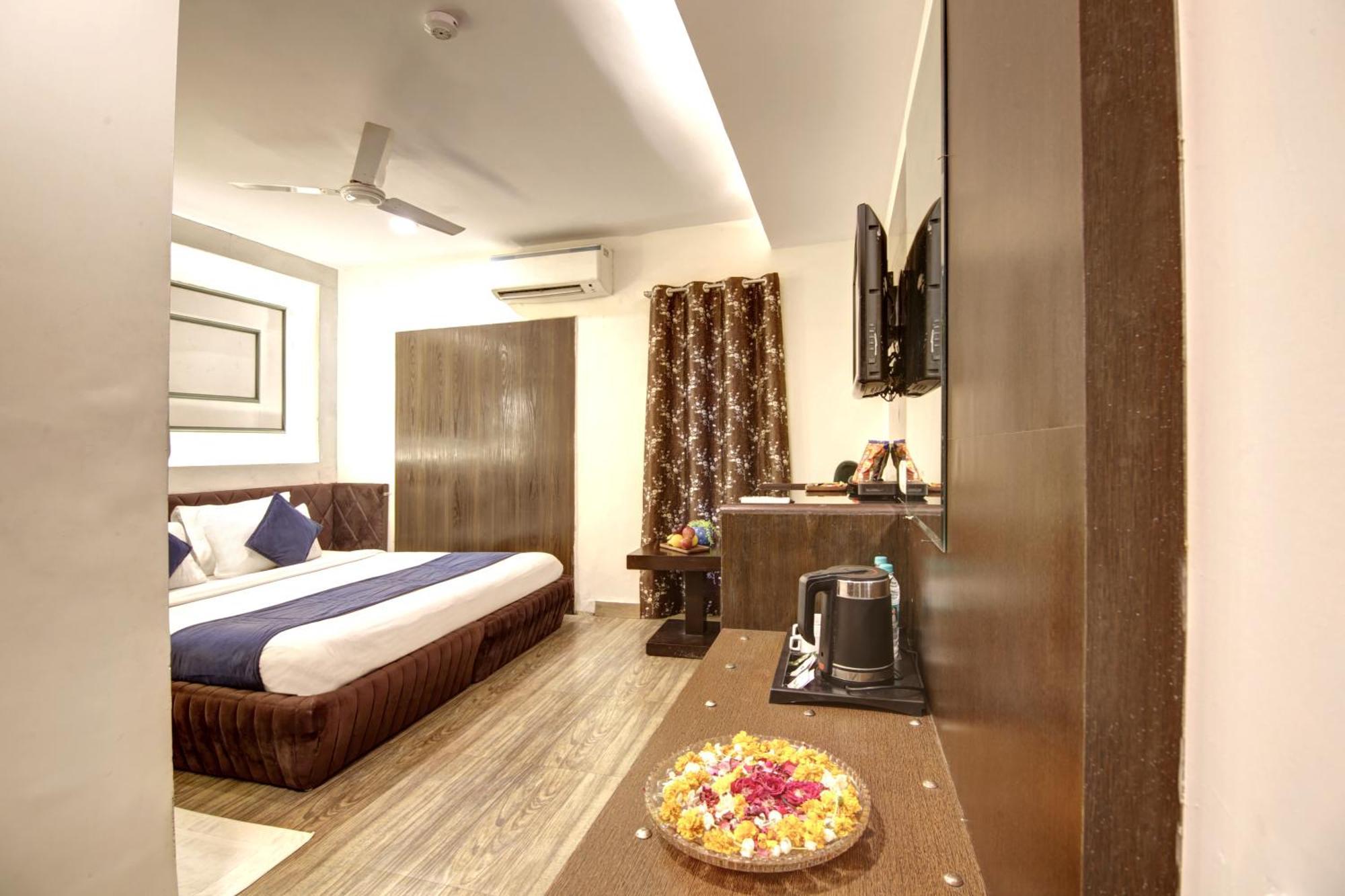 Hotel Wk Comfort - Near White Clove New Delhi Exterior photo