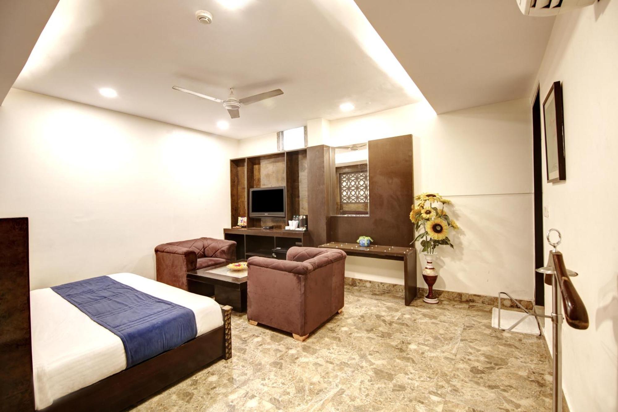 Hotel Wk Comfort - Near White Clove New Delhi Exterior photo