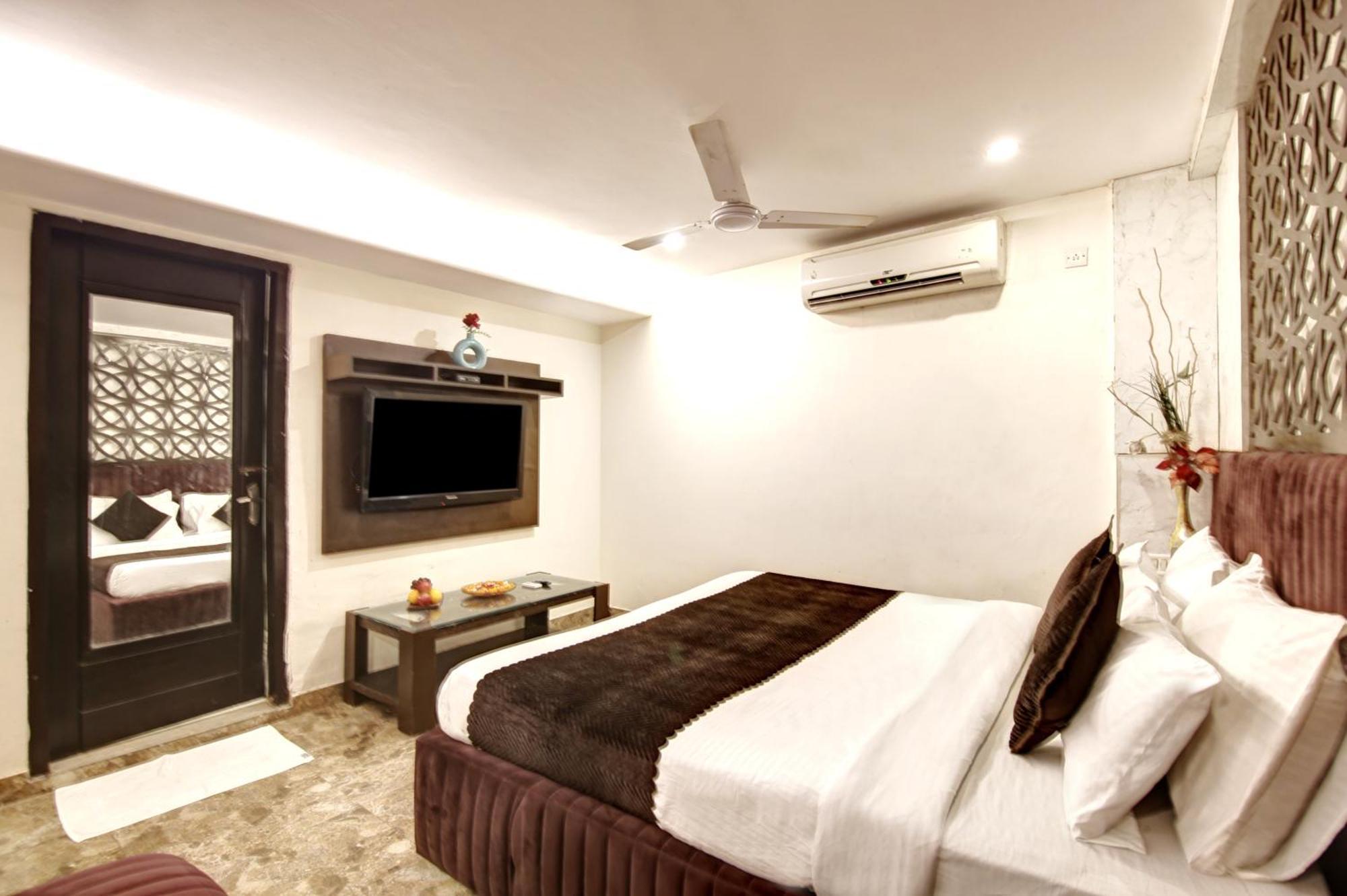 Hotel Wk Comfort - Near White Clove New Delhi Exterior photo