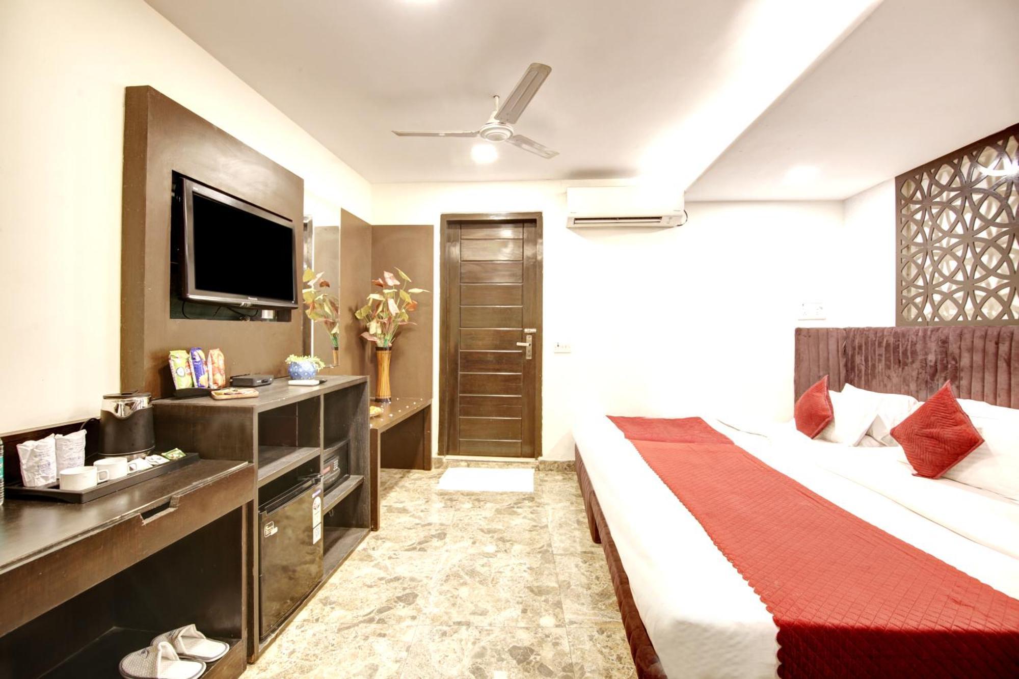 Hotel Wk Comfort - Near White Clove New Delhi Exterior photo
